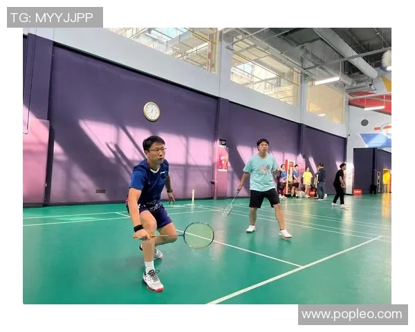 赛后分析：深圳羽毛球队与成都羽毛球队的团队协作与战术对比