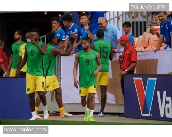 美国队与库拉索队比赛进球数对比分析及精彩瞬间回顾