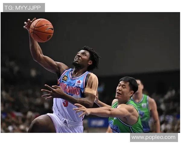 新疆与广东篮球比赛比分对比分析及精彩瞬间回顾 新疆与广东篮球比赛比分对比分析及精彩瞬间回顾