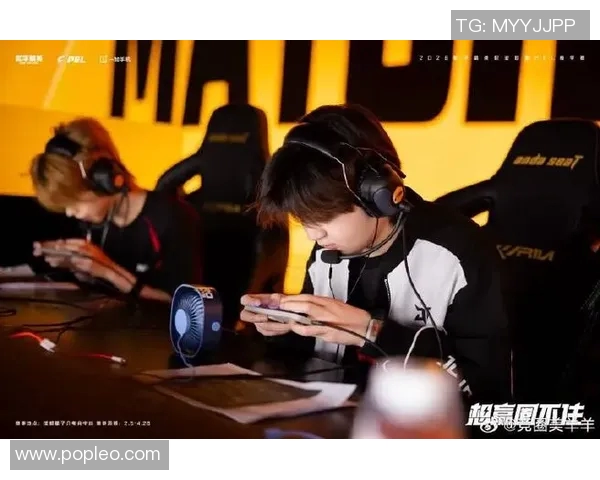 和平精英评论:分析JDG在比赛中的控制策略与失误影响 和平精英评论:分析JDG在比赛中的控制策略与失误影响